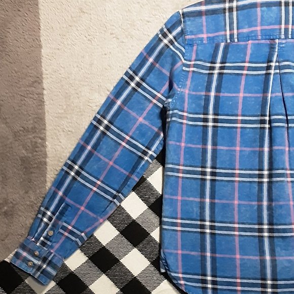 ❄️ XS | AEO| Long Sleeved Button Down Shirt - Picture 6 of 11